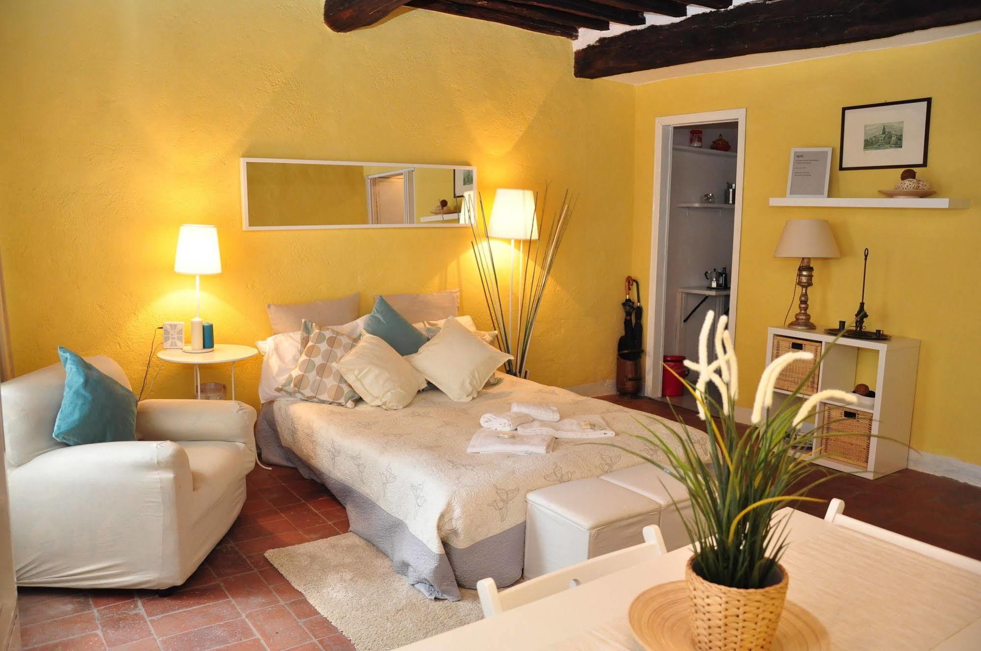 At Home Bed And Breakfast Lucca Exterior foto